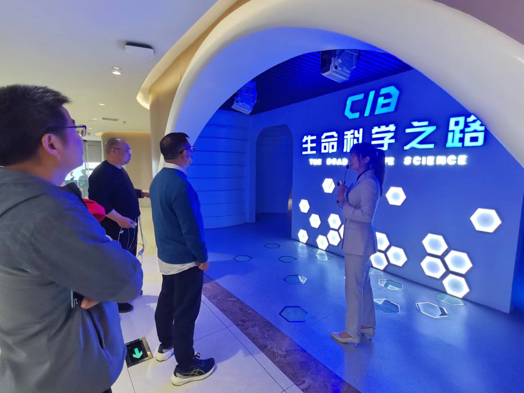 庄闲和游戏(中国)股份有限公司-官网